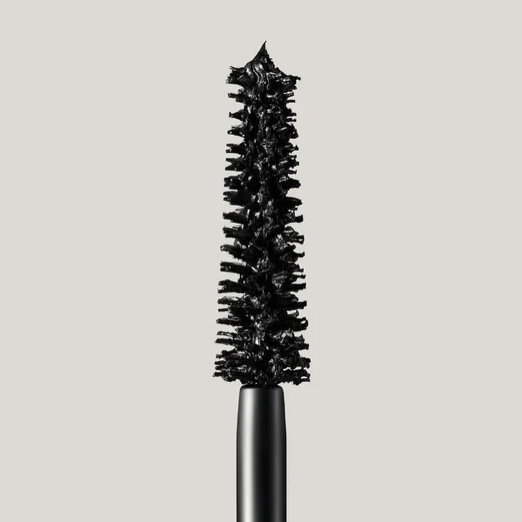 Fenty Beauty Hella Thicc volumizing mascara