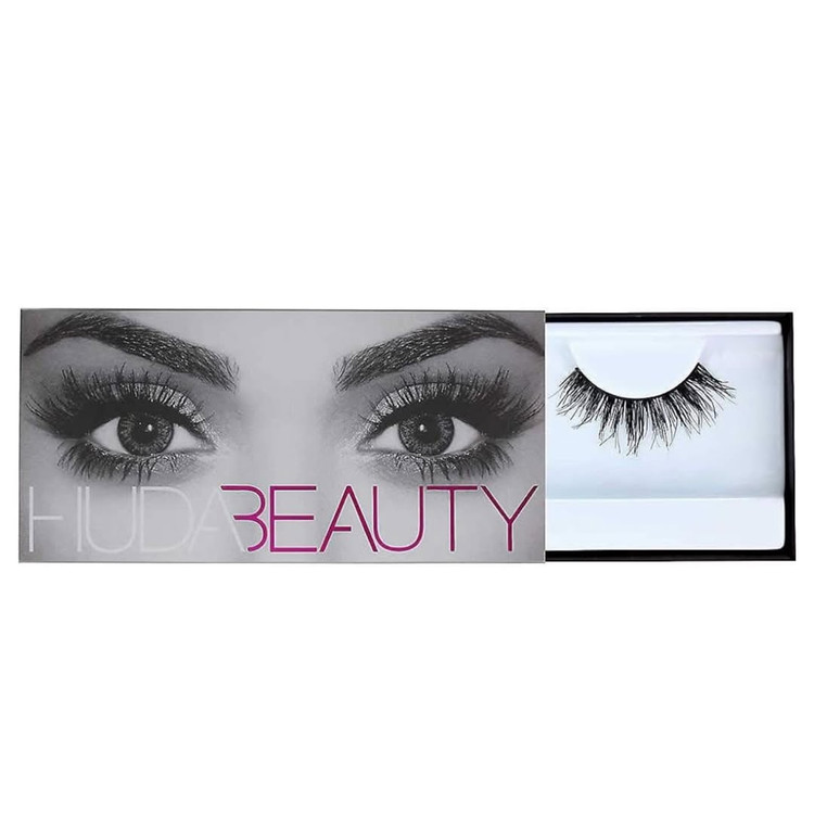 مژه طبیعی و سبک هدی بیوتی Samantha Lash