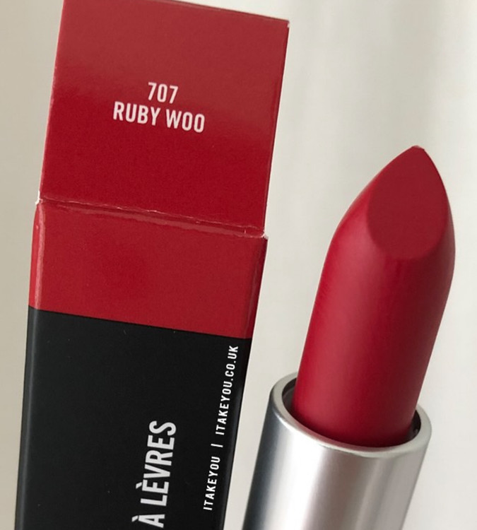 رژ مات قرمز MAC فولسایز